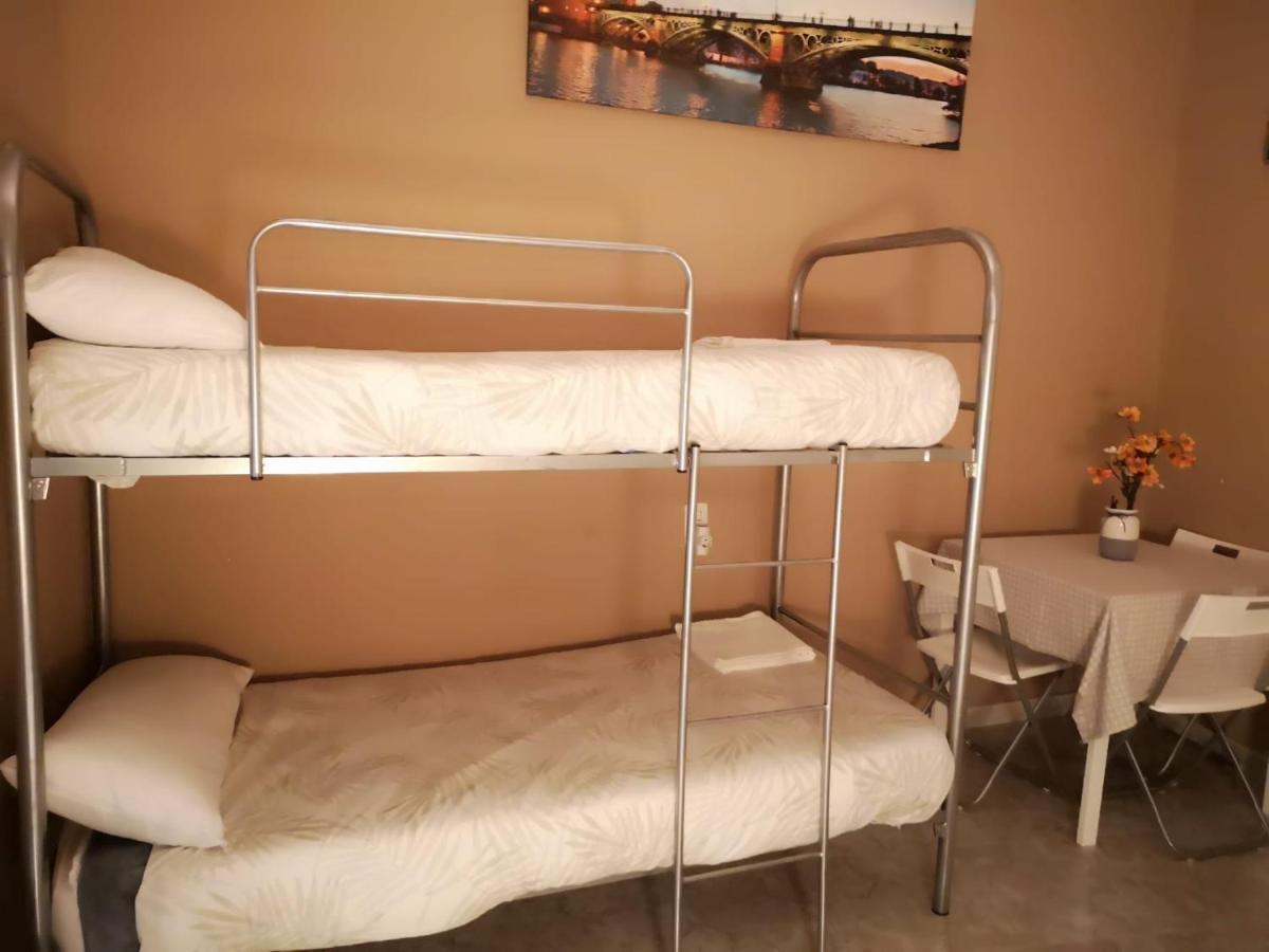 إشبيلية La Maestranza Apartment Rooms المظهر الخارجي الصورة